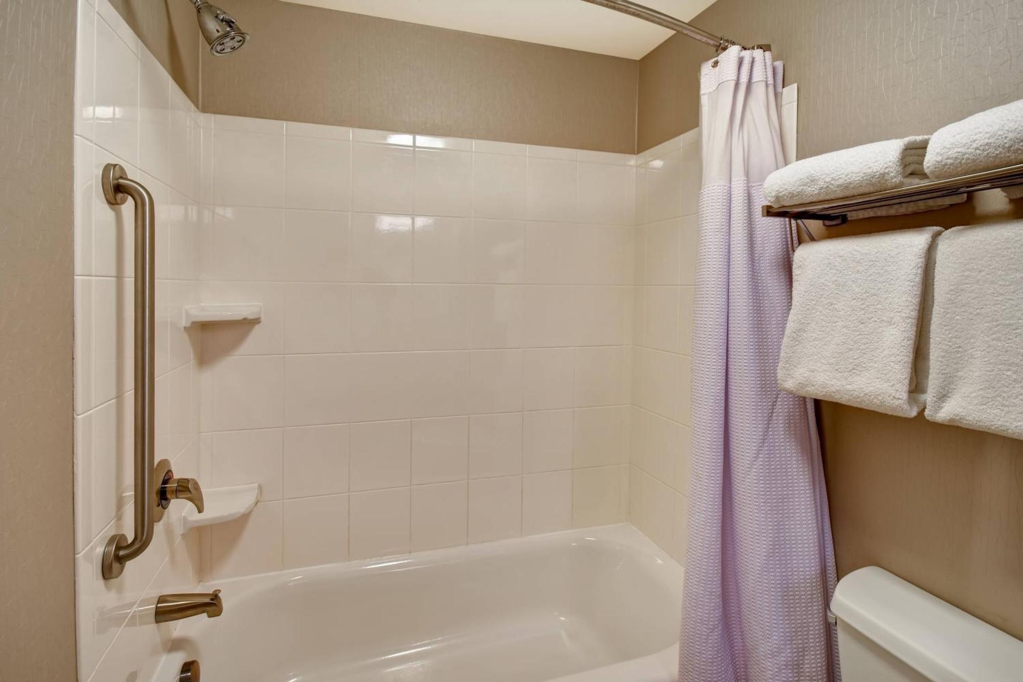 Springhill Suites Louisville Airport Екстериор снимка