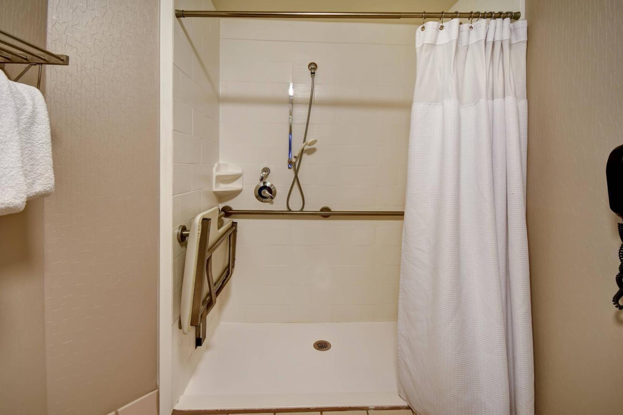 Springhill Suites Louisville Airport Екстериор снимка