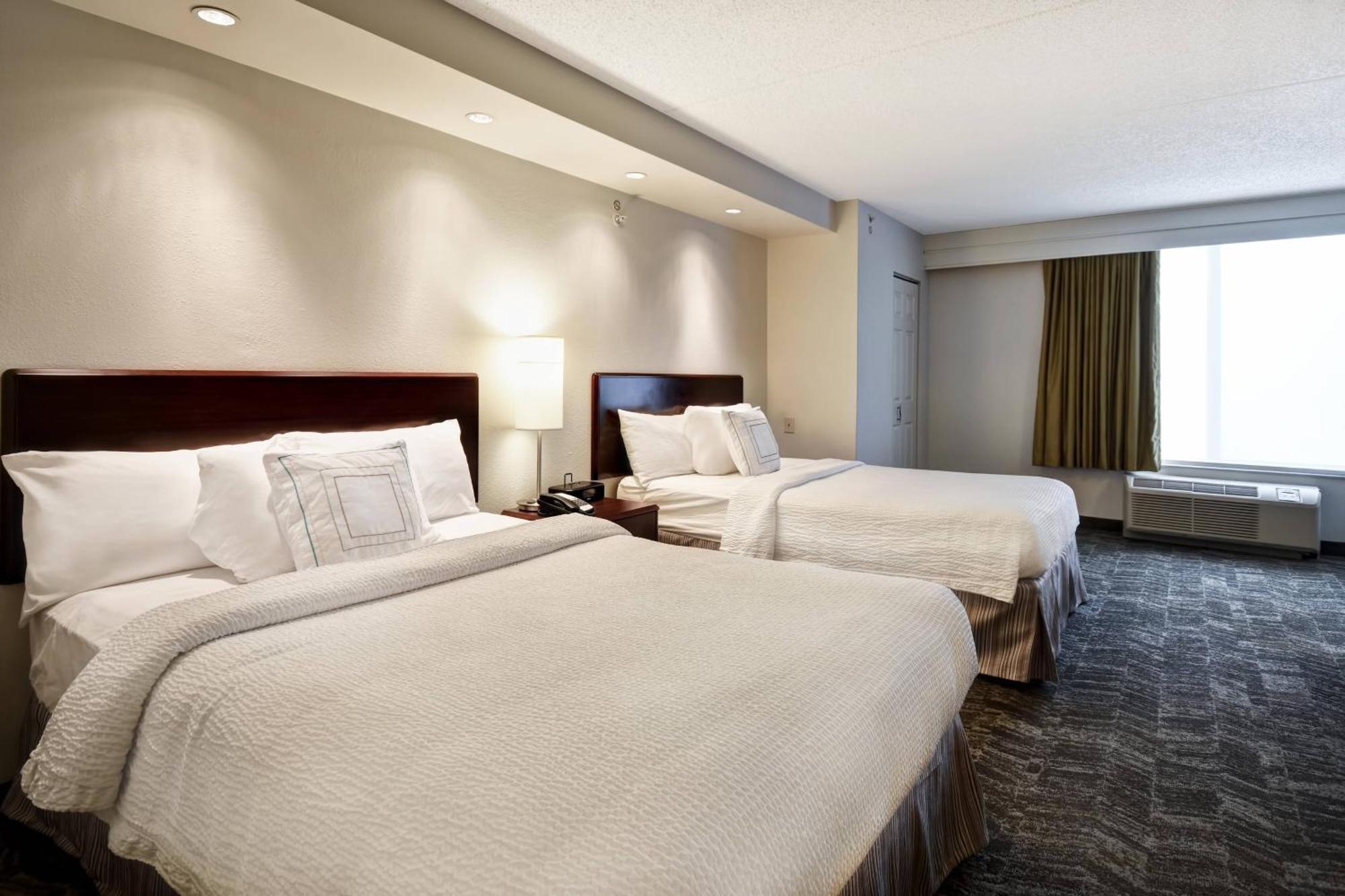 Springhill Suites Louisville Airport Екстериор снимка