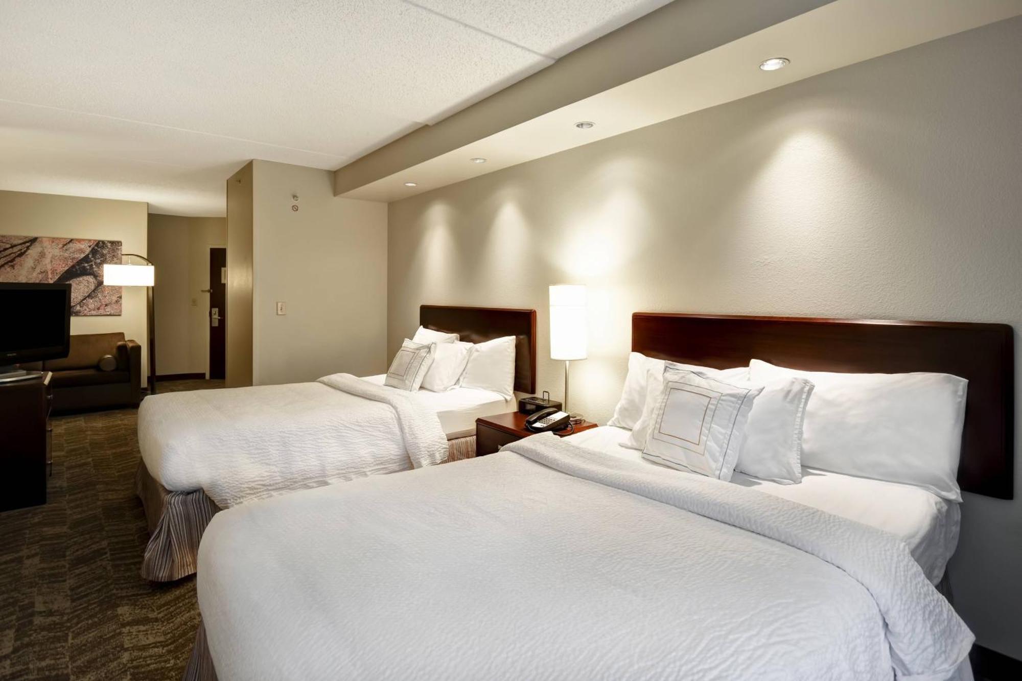 Springhill Suites Louisville Airport Екстериор снимка