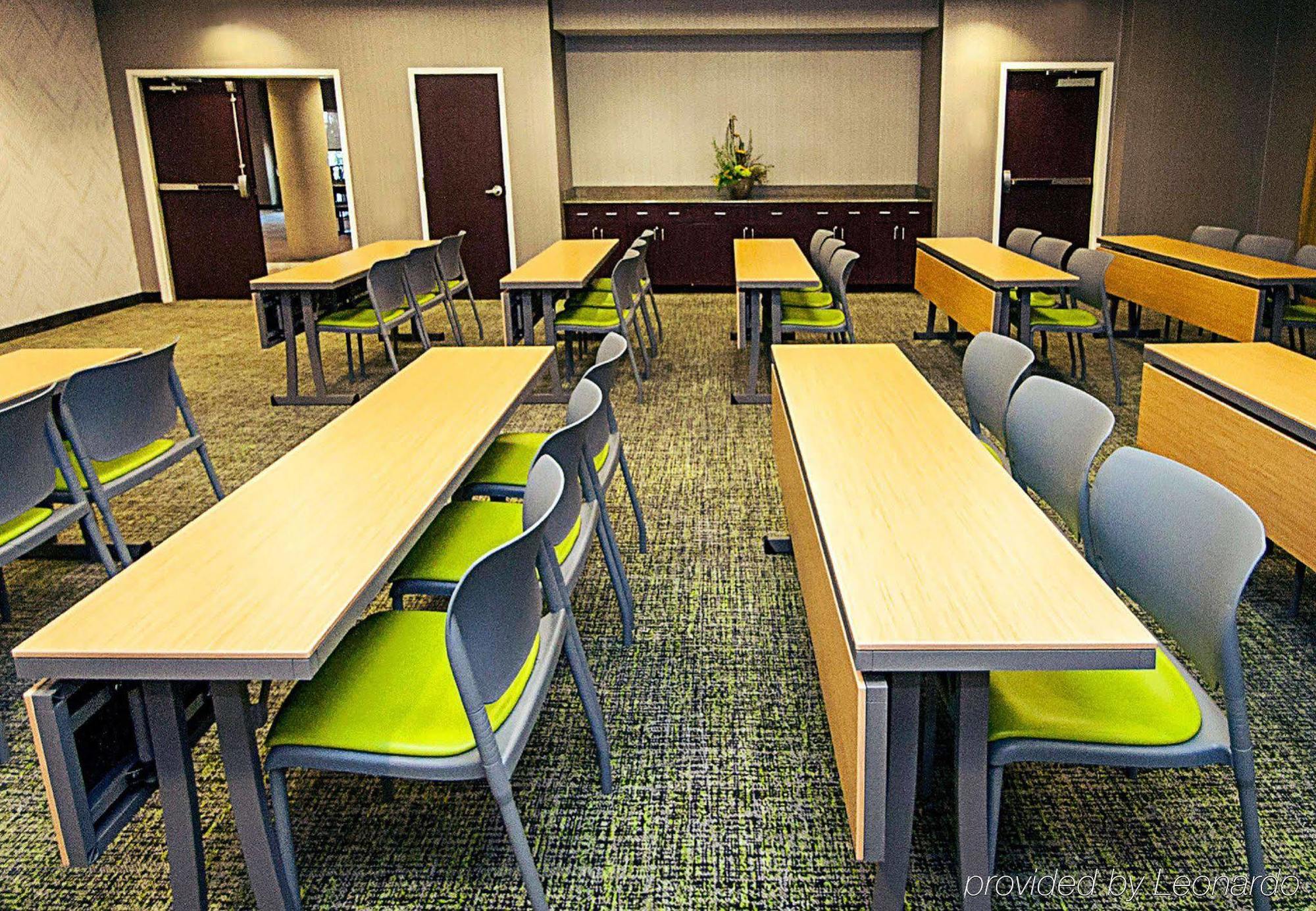 Springhill Suites Louisville Airport Екстериор снимка