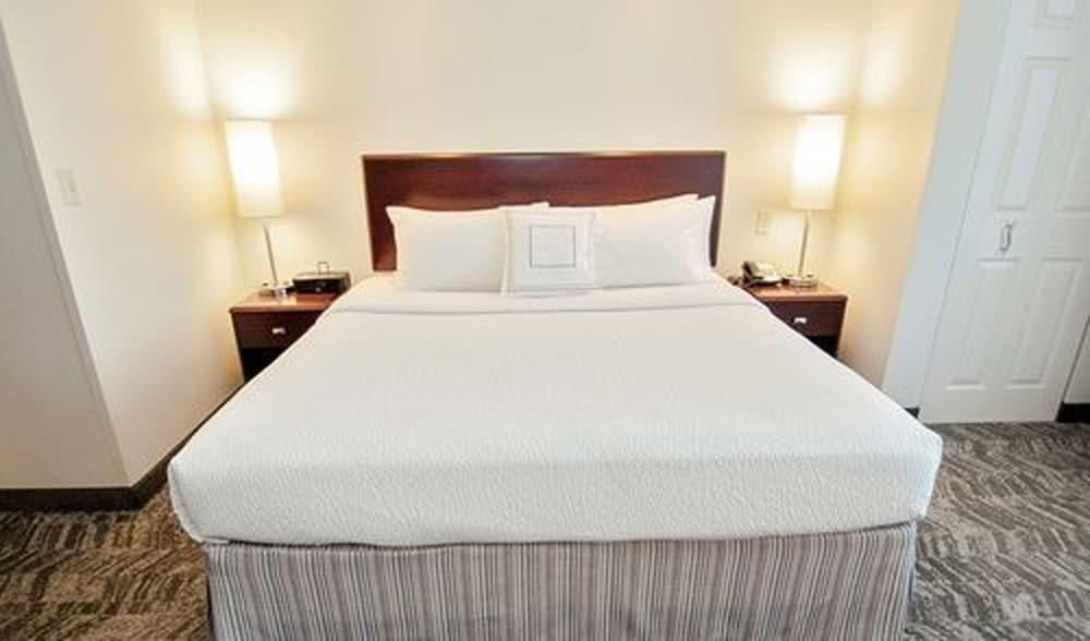 Springhill Suites Louisville Airport Екстериор снимка